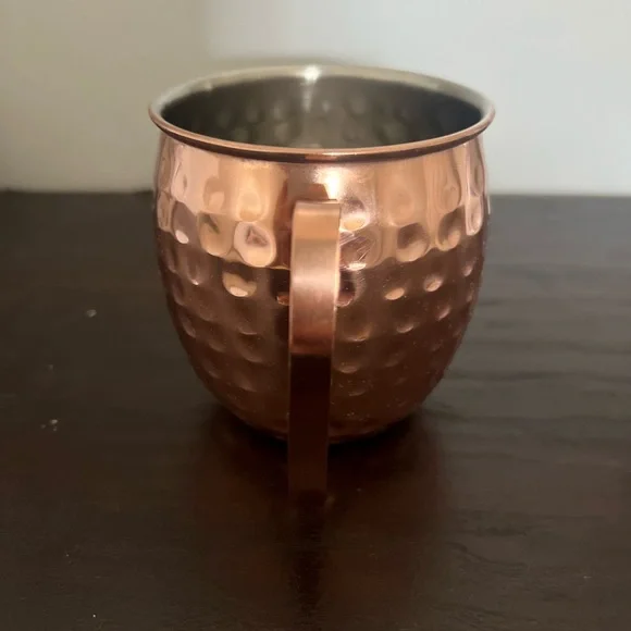 Copper Mug. Great for Moscow mules or drinks en general. - Picture 6 of 8